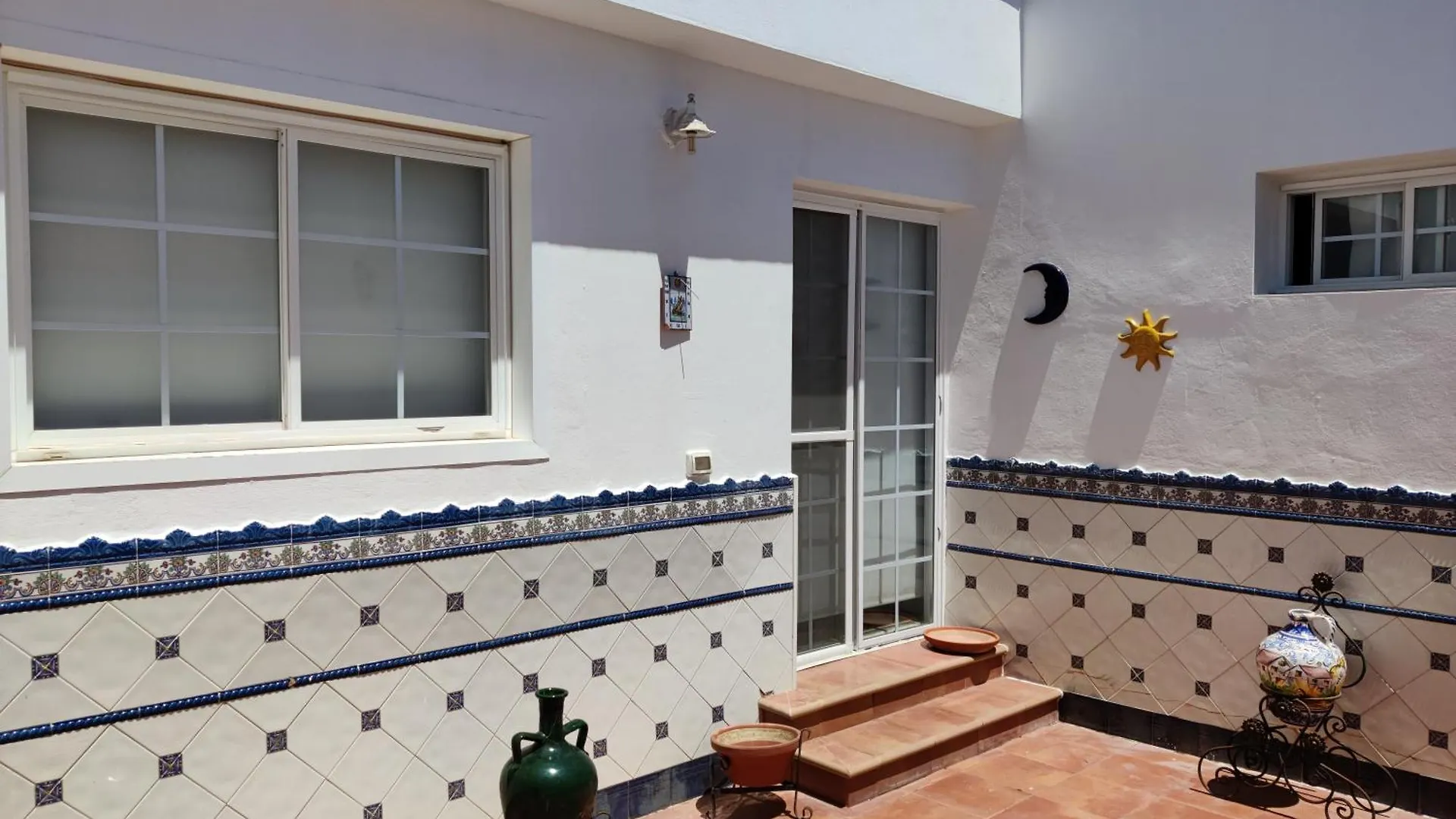 別荘 Villa Queca Private Heated Pool Cannon Water And Jacuzzi サンタクルスデテネリフェ